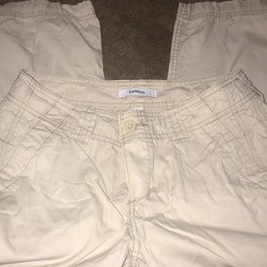 Express Capri cargo shorts size 2